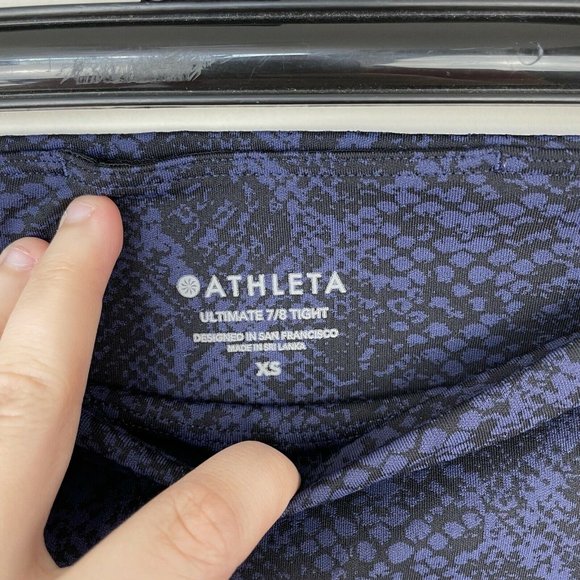 Athleta Ultimate Stash Pocket 7/8 Tight Leggings - Picture 5 of 7